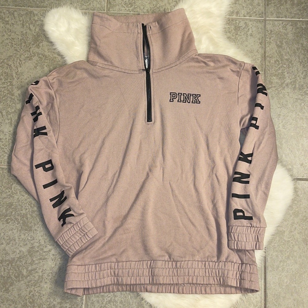 PINK Sweatshirt
